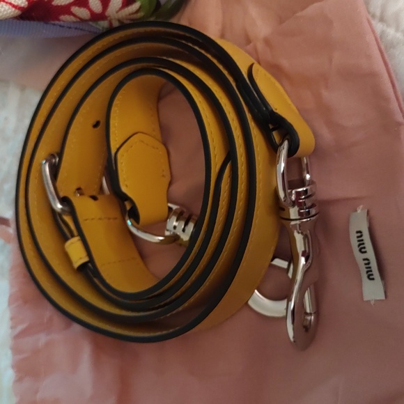 Miu Miu Small Floral Crossbody Body, Perfect Spring Summer Bag - Picture 3 of 6